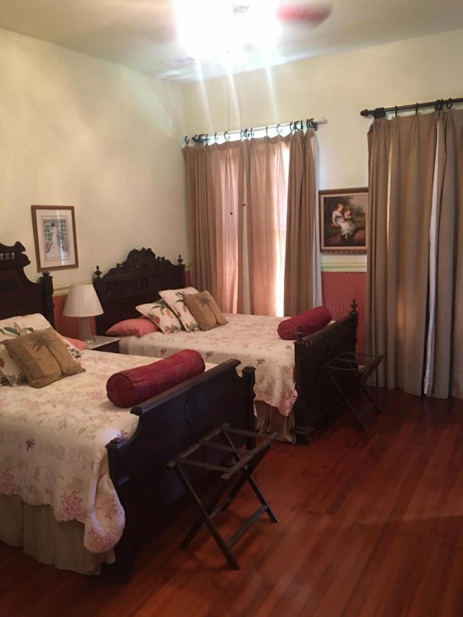 The Lasker Inn ガルベストン エクステリア 写真